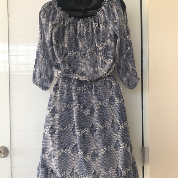 Blue animal print Dress - Picture 3 of 3